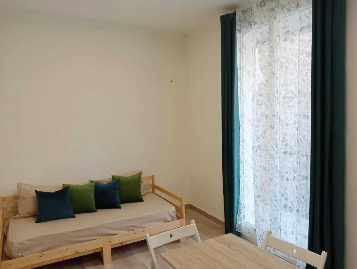 *** Guest house Butterfly Apartments Palermo Italy